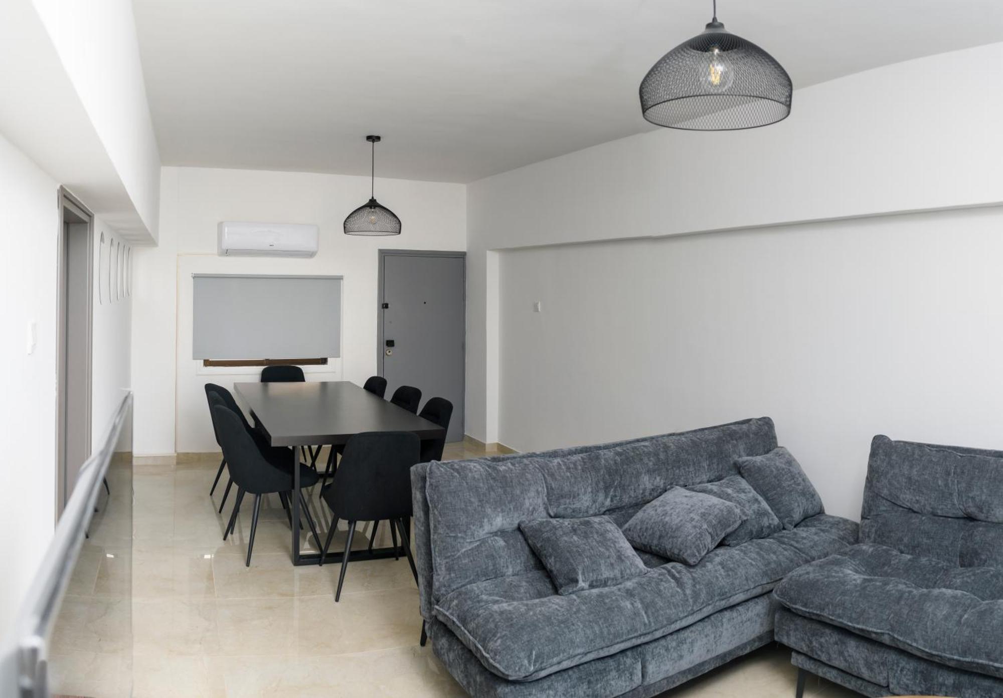 Ollies 3 Bedroom Apartment Larnaca Exterior photo